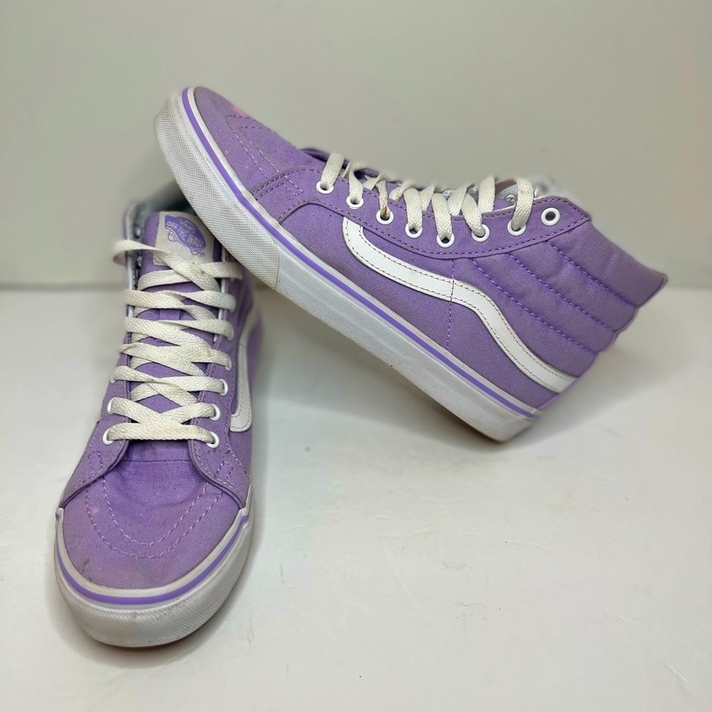 VANS Off The Wall High Top Skate Shoes Mens 7.5 Womens 9 Purple EUC